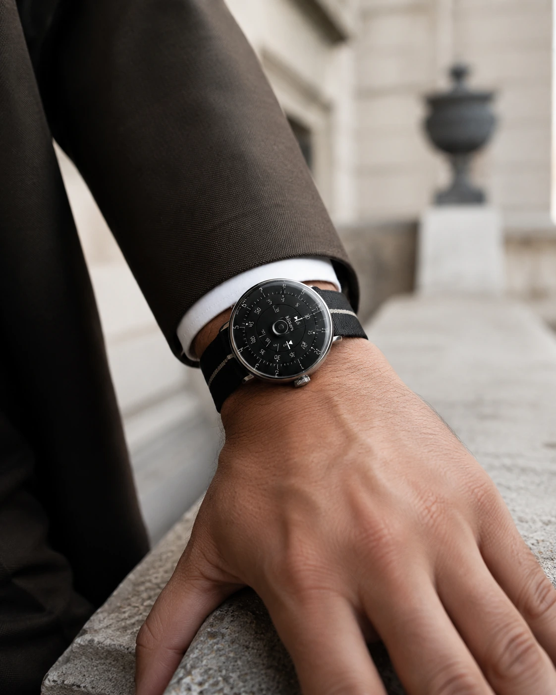 Montre Klokers KLOK-01 noire avec bracelet NATO noir